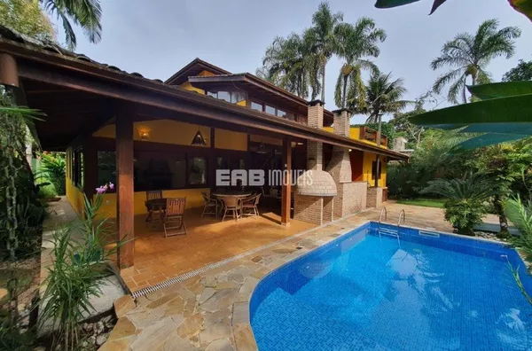 Casa com 3 dormitórios, piscina, churrasqueira e ar em Itamambuca - Foto 1