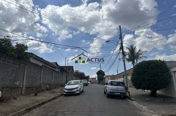 Casa geminada para aluguel, 3 quarto(s),  Jardim Das Flores, Ibirite