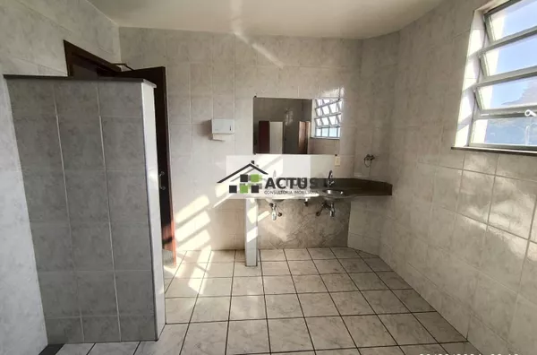 Salão Comercial no Centro de Ibirité