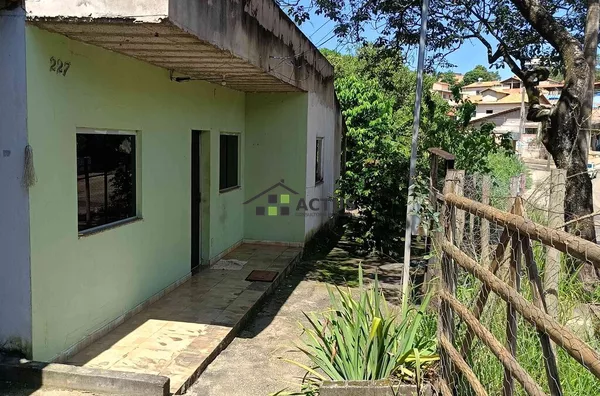 CHÁCARA A VENDA PARA FINS RESIDENCIAL / COMERCIAL - 750 metros do centro SARZEDO