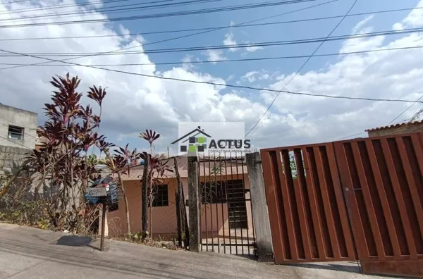 Casa em lote de 360 metros no bairro Jardim Ibirité - Foto 2