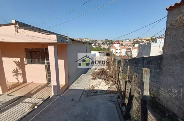 Casa em lote de 360 metros no bairro Jardim Ibirité - Foto 3