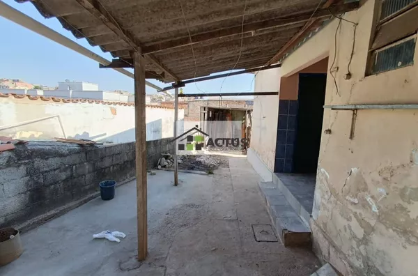 Casa em lote de 360 metros no bairro Jardim Ibirité - Foto 4