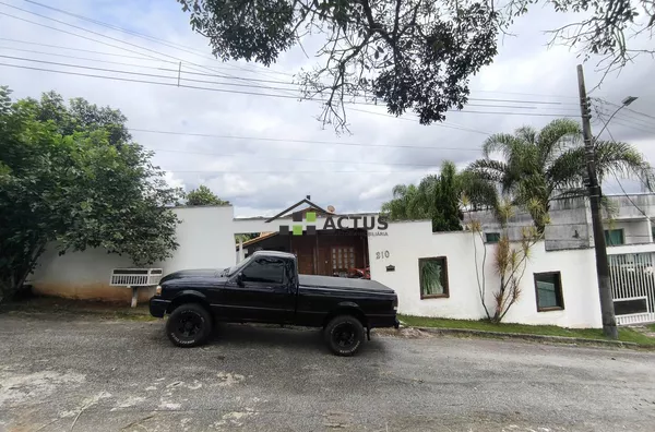 Linda Casa em Condominio Fechado - Foto 1