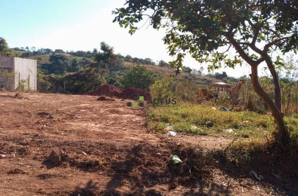 Terreno com Casa iniciada em São Joaquim de Bicas