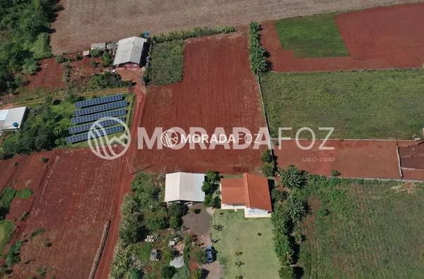 Chácara no Alto da Boa Vista com duas casas à venda