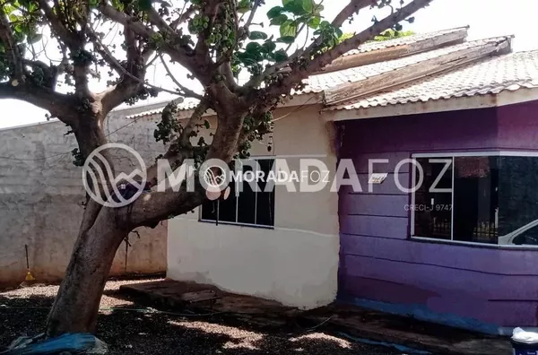 Casa com 02 quartos, à venda no Jd. das Palmeiras.