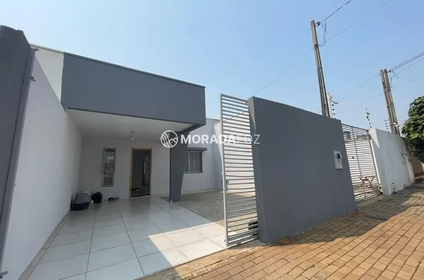 Casa Semimobiliada com 02 quartos, à venda no Jd. Alvorada
