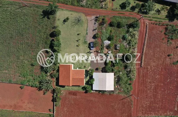 Chácara no Alto da Boa Vista com duas casas à venda