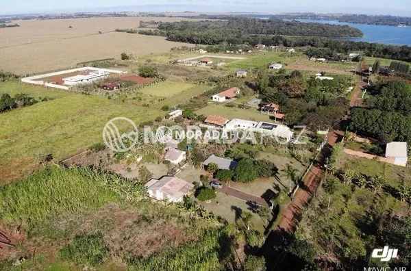 Chácara com casa e edícula à venda no Alto da Boa Vista