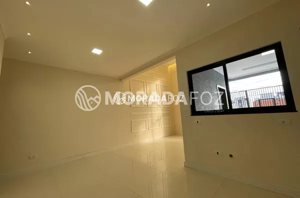 Casa de alto padrão com 03 quartos à venda no Jd. Nova Esperança