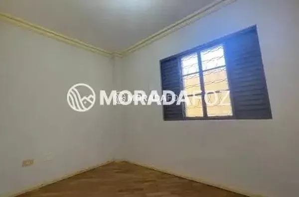 Sobrado com 06 quartos à venda no Jd. Lancaster