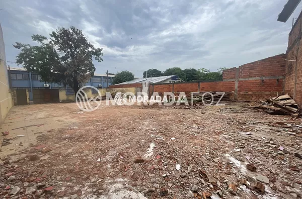 Terreno com 325m² à venda no Morumbi II 