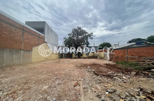 Terreno com 325m² à venda no Morumbi II 