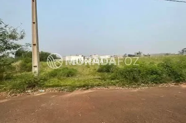 Terreno na Villa Florata com 360m² à venda
