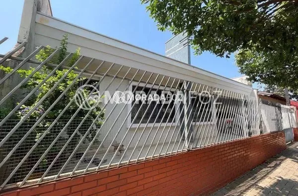 Casa semimobiliada, com 04 quartos à venda no Conjunto Libra