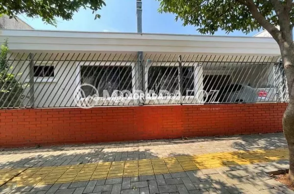 Casa semimobiliada, com 04 quartos à venda no Conjunto Libra
