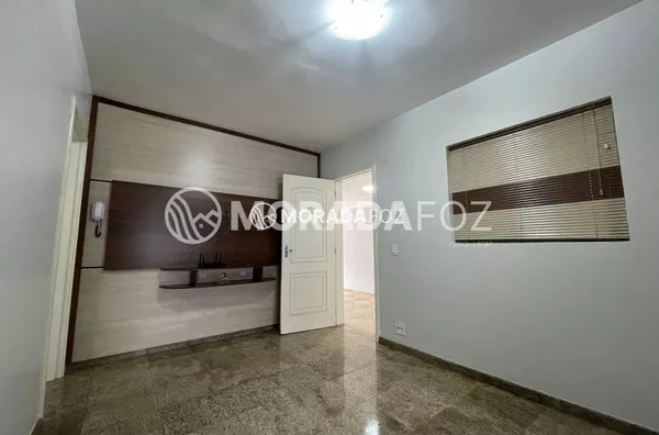 Sobrado com 05 quartos, semimobiliado à venda no Jd. Alice I