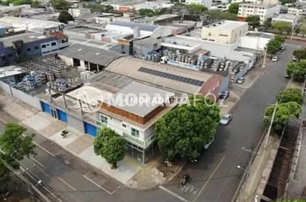 Salas comerciais, apartamento e barracão disponível à venda