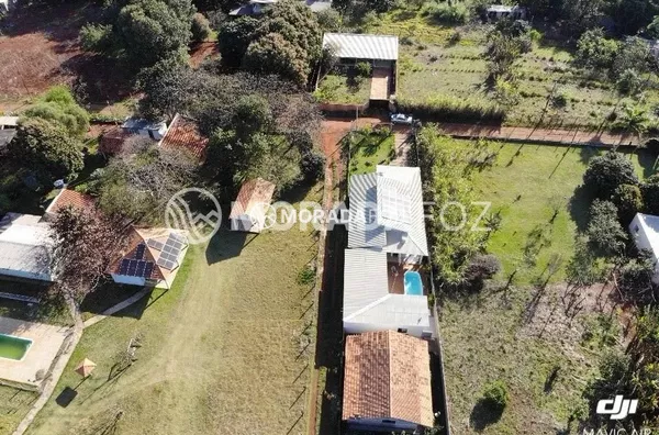 Chácara com 02 casas semimobiliadas à venda no Alto da Boa Vista.