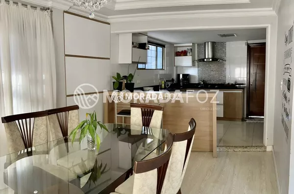Sobrado com 04 quartos, semimobiliado na Vila Maracanã