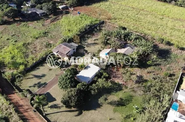 Chácara com casa e edícula à venda no Alto da Boa Vista