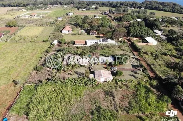 Chácara com casa e edícula à venda no Alto da Boa Vista