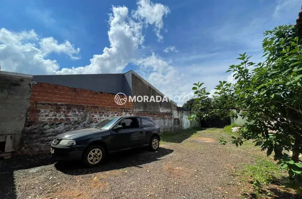 Casa com 02 quartos à venda em fase de acabamento no Jd. das Flores.