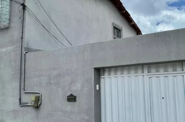 Casa à Venda na Maraponga - 3 Quartos, 2 Suítes e Casa Lateral Independente