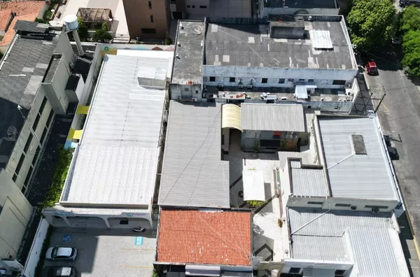 CENTRO COMERCIAL CONSOLIDADO COM 1.992 m² – Aldeota