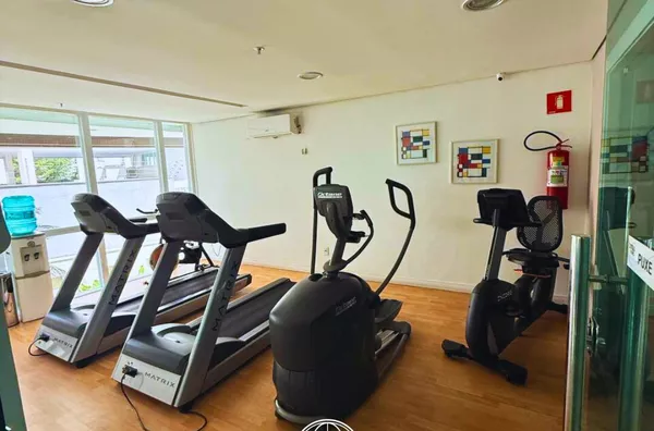 Apartamento de Alto Padrão no Meireles – 5 Quartos