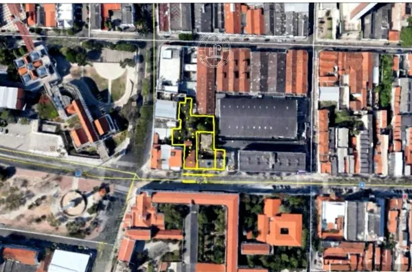  Terreno Comercial 2.000m² | Alto Potencial | Investimento Estratégico em  Fortaleza 