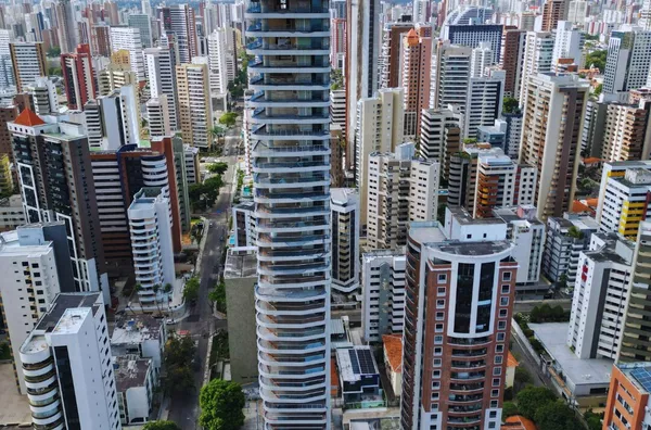 356 m2 de Exclusividade Absoluta com Vista Mar no Meireles