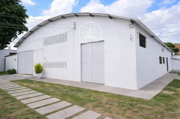  Prédio Comercial com Galpão | 1.620m² | Ponto já Validado para Empresas e Investidores 