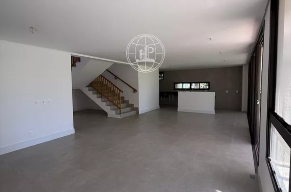 - Casa de Luxo no Fortim Eco Village | Rooftop | 5 Suítes | 312m² | 3 Andares  | Alto Padrão Ceará