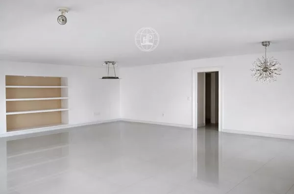 320m² no Meireles com 4 suítes e 4 vagas | Amplo e abaixo do mercado |  R$ 2M 