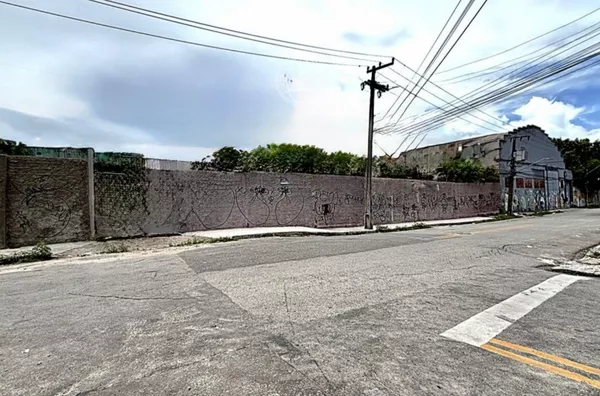 Terreno 5.638 m² na Praia de Iracema | Alto Potencial para Desenvolvimento