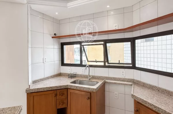 Apartamento à venda no Meireles, Fortaleza – 60m², 2 suítes, 1 vaga, próximo à Beira-Mar