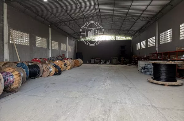 Galpões Novos à Venda na Lagoa Redonda em Fortaleza | 1.200m² | Excelente Localização