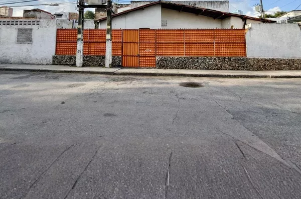  Terreno à  Venda 241m² em  Esquina na Praia de  Iracema – Fortaleza  CE