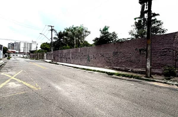 Terreno 5.638 m² na Praia de Iracema | Alto Potencial para Desenvolvimento