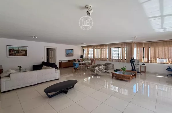 320m² no Meireles com 4 suítes e 4 vagas | Amplo e abaixo do mercado |  R$ 2M 