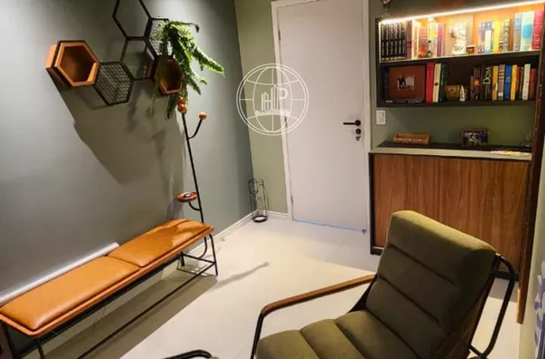 Apartamento Porteira Fechada à Venda no Meireles com Vista Mar, 2 Vagas e Lazer Completo