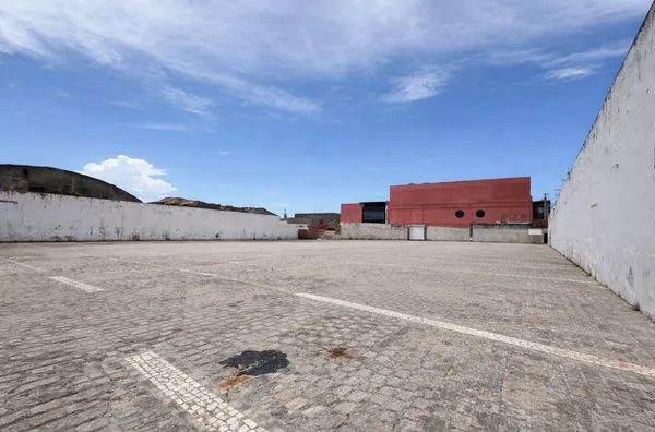 Terreno 2.832m² na Praia de Iracema | Alto Potencial para Hotel ou  Comercial | Localização Estratégica