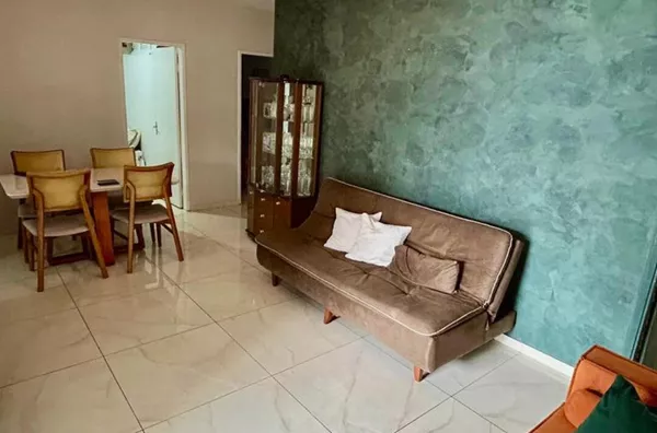 Casa à Venda na Maraponga - 3 Quartos, 2 Suítes e Casa Lateral Independente