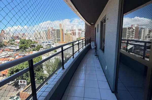 Apartamento à Venda no Meireles com 85m², 3 Quartos, 2 Vagas Paralelas e Próximo à Beira-Mar – Fortaleza CE