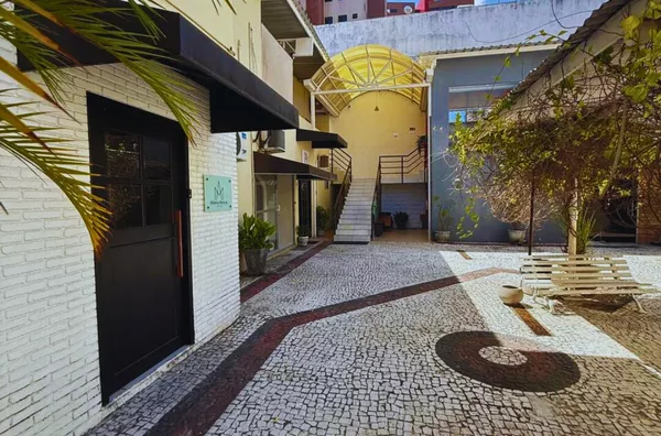 CENTRO COMERCIAL CONSOLIDADO COM 1.992 m² – Aldeota