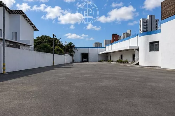 Área Multiuso de 3.400m² em Fortaleza