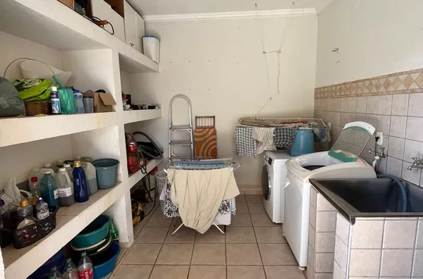 Sobrado para venda, 4 quarto(s),  Macauba, Casa Branca
