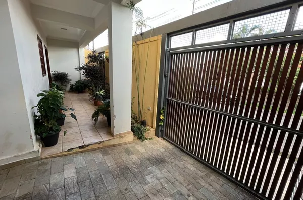 Sobrado para venda, 4 quarto(s),  Macauba, Casa Branca